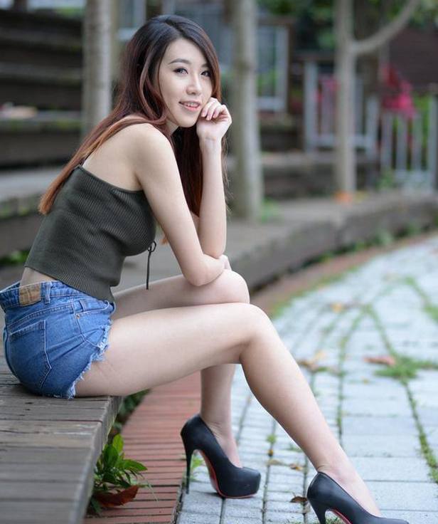 床上的暗恋照片高清未删减